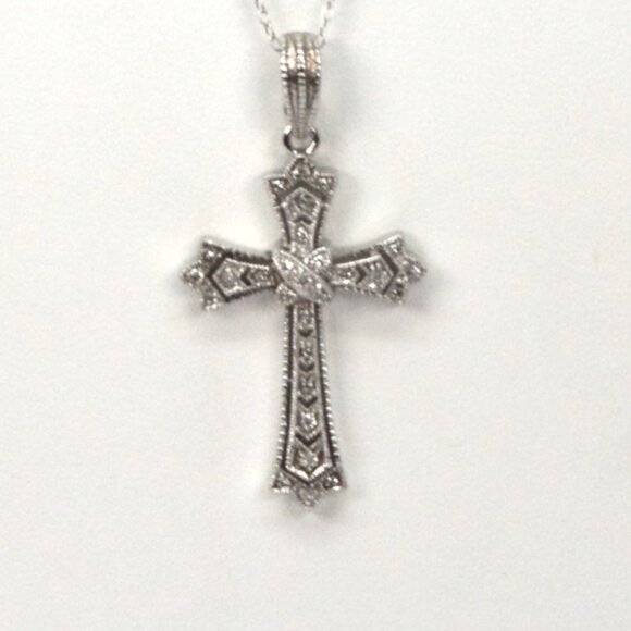 Sterling Silver Cross w Pave Cubic Zirconia on 18" Chain - Picture 1 of 6